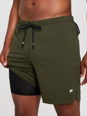 Fabletics Mens The One Short Lined 7in Quick Dry Tech in Pine Shadow Size M